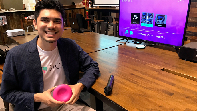 Pictured: Popsical CEO Faruq Marican with the Popsical device in his hand