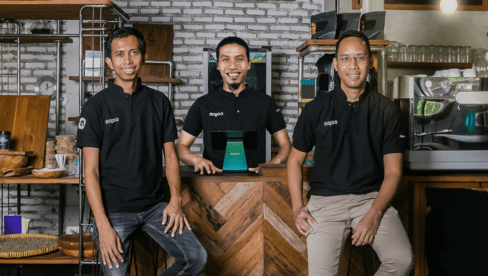 (L-R) majoo co-founder Adi W Rahadi, VP (Engineerng) Bayu Indriarko, and co-founder Audia R Harahap